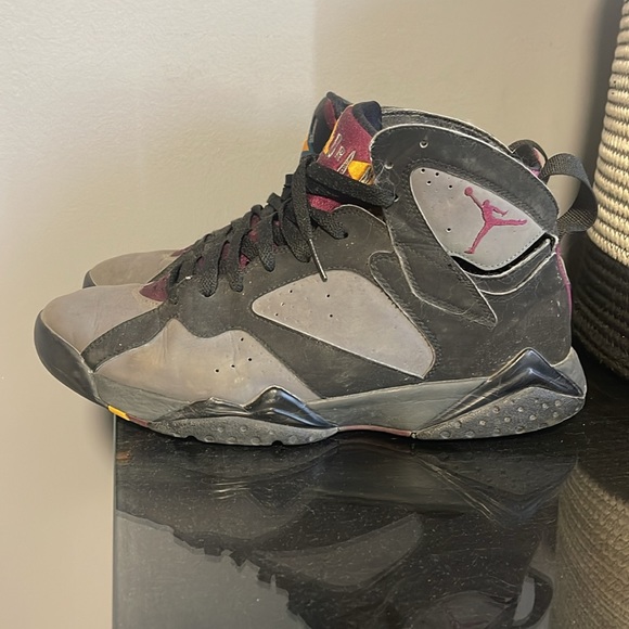 Bordeaux original 7’s Jordans - Picture 3 of 6